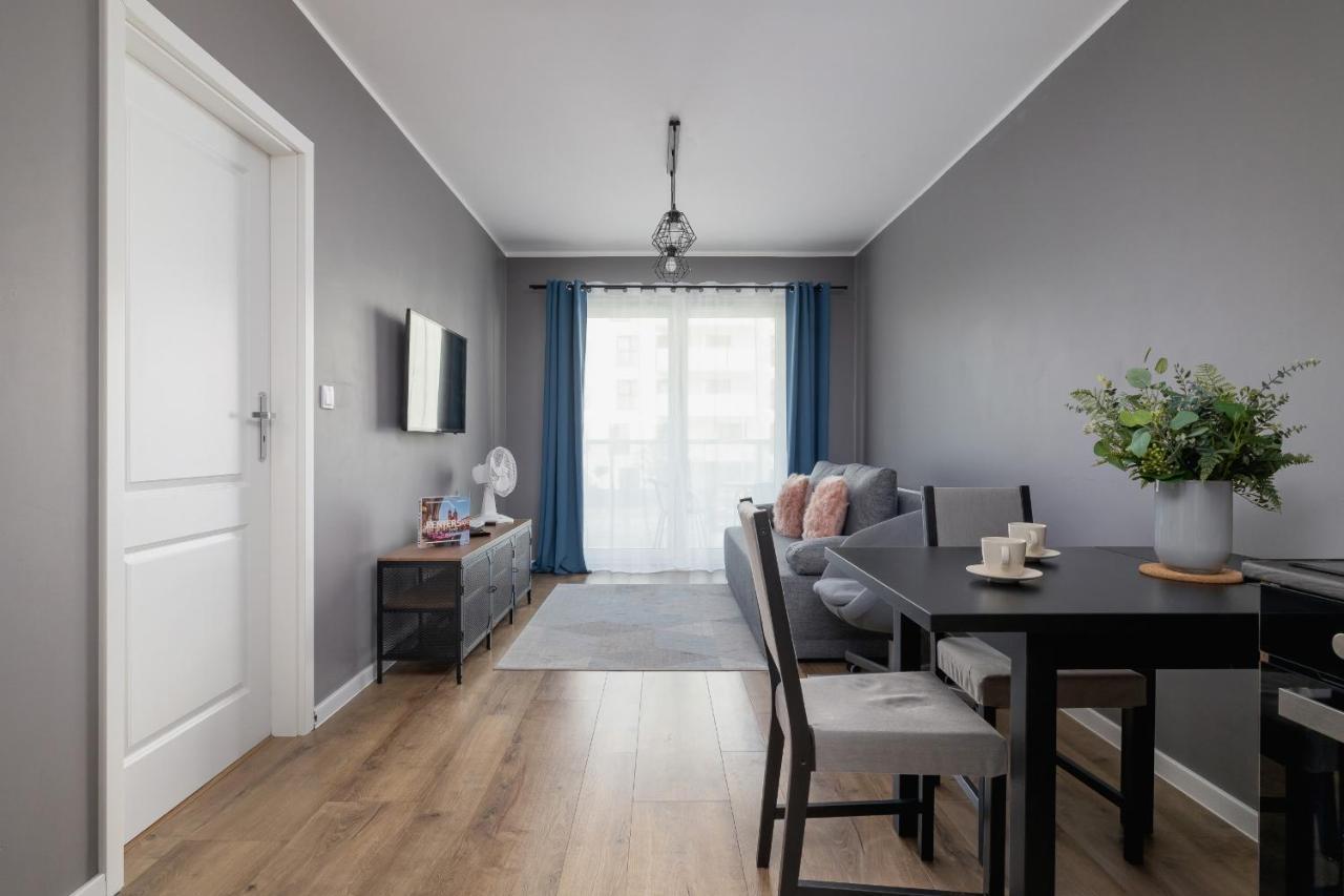 Comfy Apartment Pachonskiego With Parking In Krakow By Noclegi Renters ภายนอก รูปภาพ