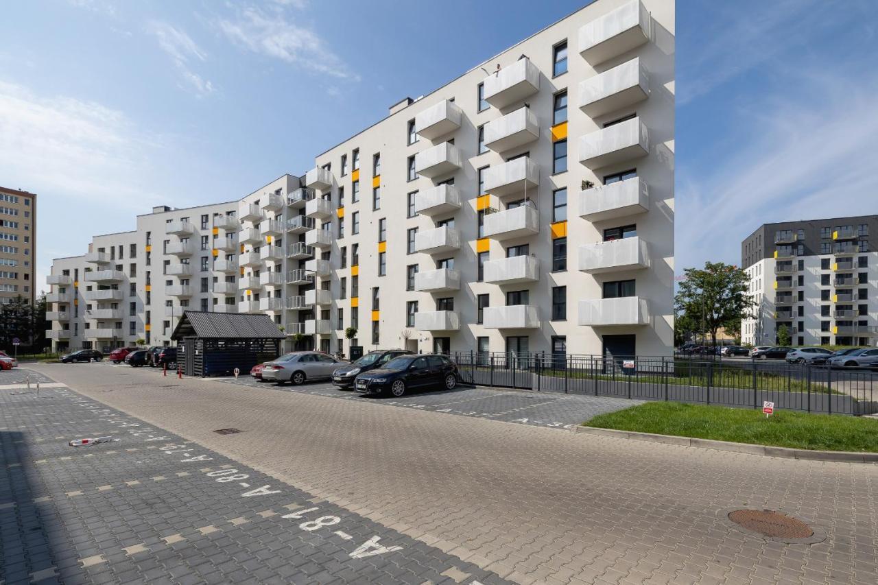 Comfy Apartment Pachonskiego With Parking In Krakow By Noclegi Renters ภายนอก รูปภาพ